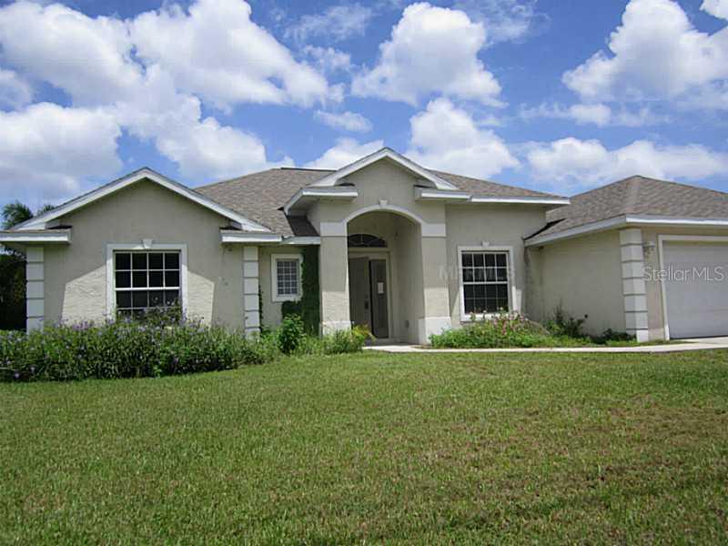 665 Rotonda Cir., Rotonda West, FL 33947