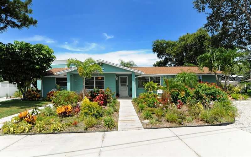 107 Pops Ln., Nokomis, FL 34275