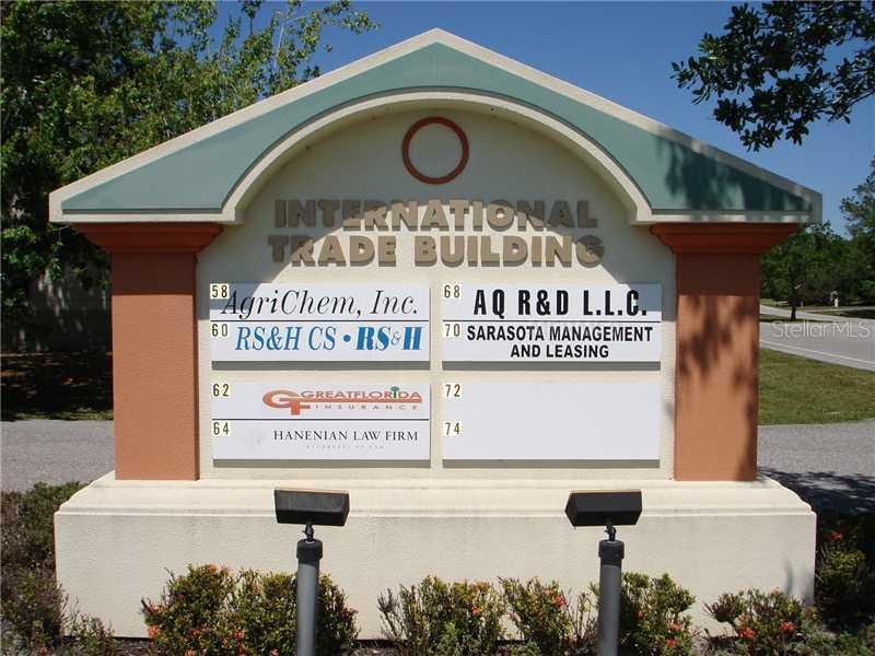 64 Sarasota Center Blvd., Sarasota, FL 34240