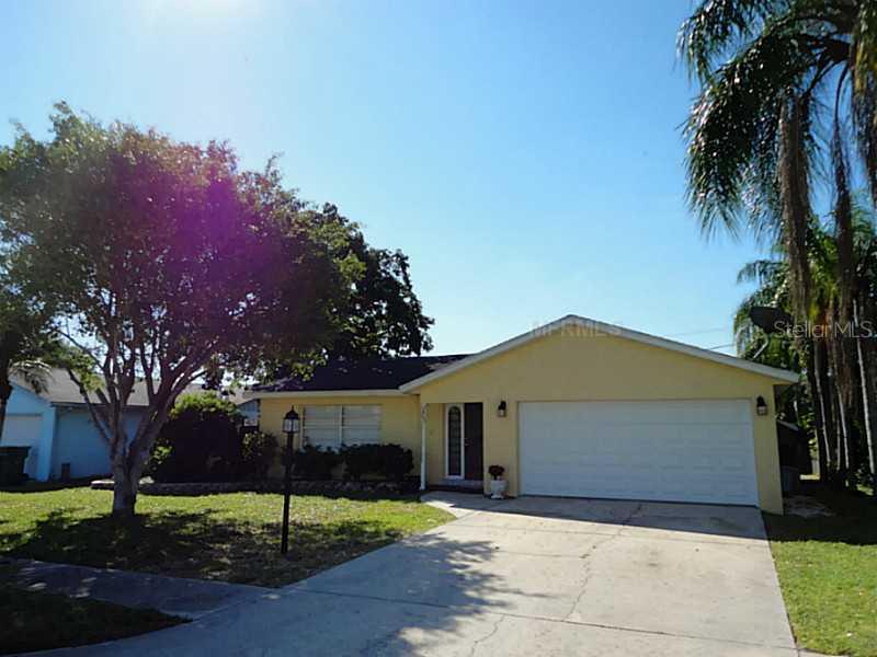 2409 16th St., Palmetto, FL 34221