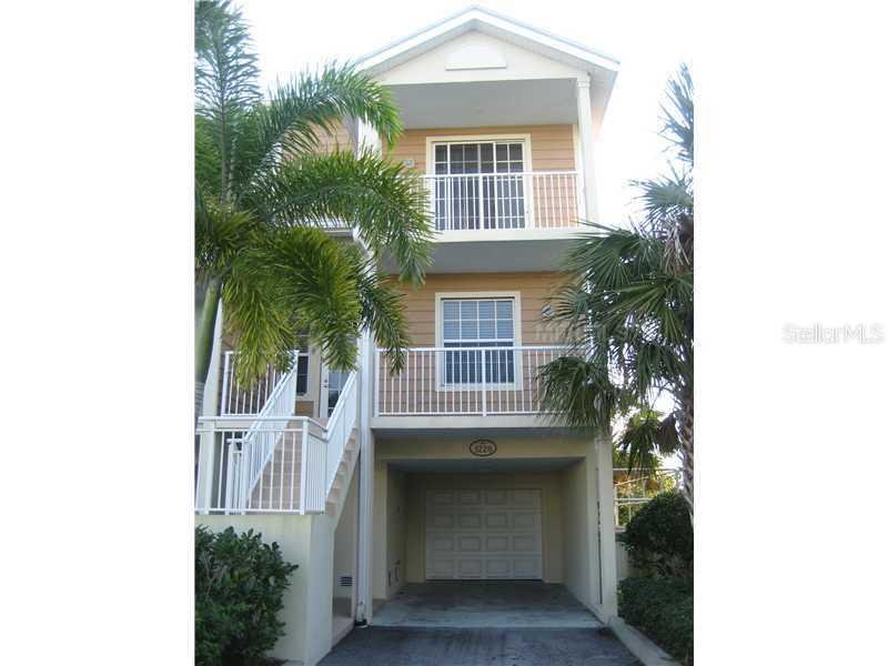 3228 Mangrove Point Dr., Ruskin, FL 33570