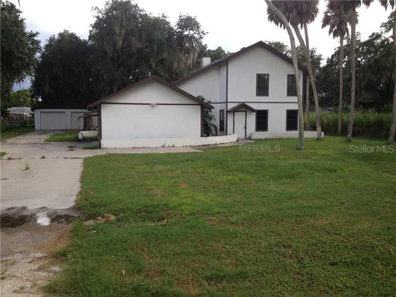 2712 34th Ave., Bradenton, FL 34208