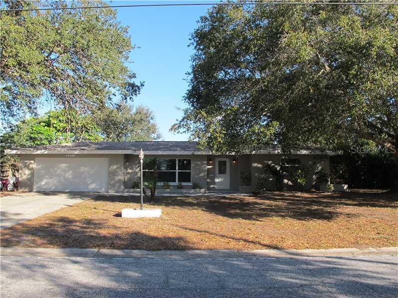 3071 Pinecrest St., Sarasota, FL 34239