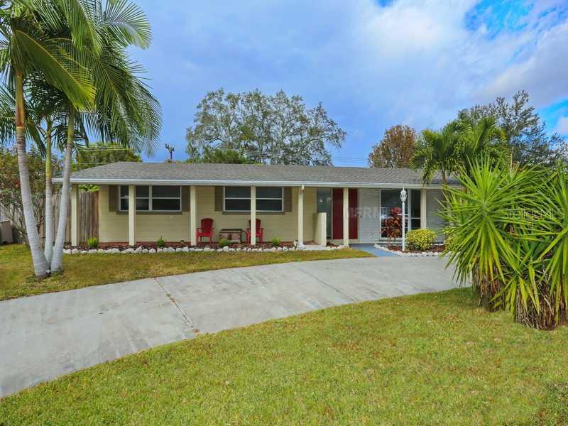 2905 Bougainvillea St., Sarasota, FL 34239