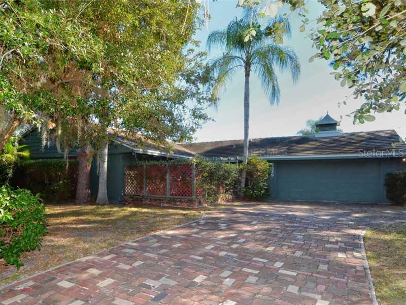 3329 Fair Oaks Pl., Sarasota, FL 34239