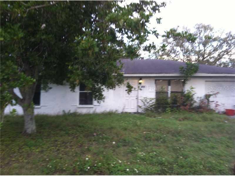 5831 Whistlewood Cir., Sarasota, FL 34232