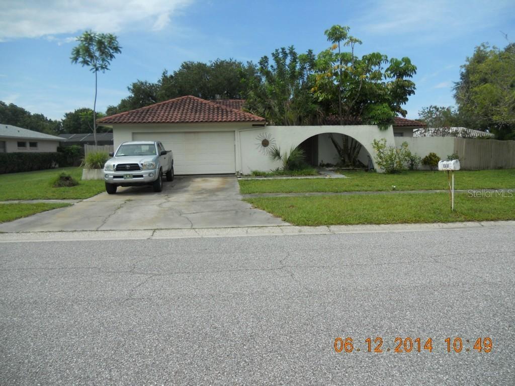 1331 Palmwood Dr., Sarasota, FL 34232