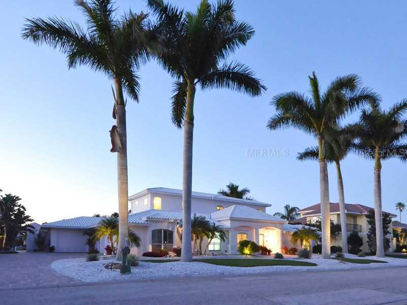 561 Spinnaker Ln., Longboat Key, FL 34228