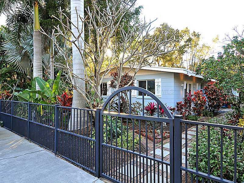 3360 Higel Ave., Sarasota, FL 34242