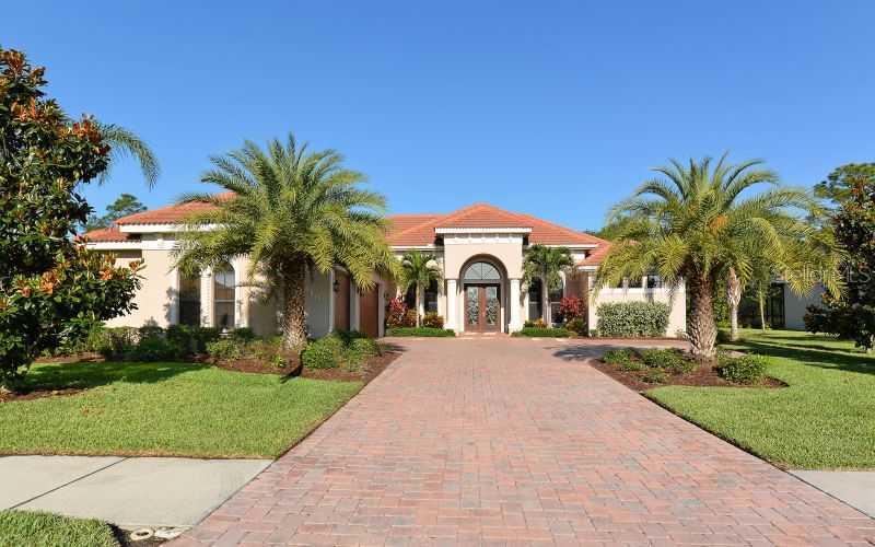 19816 Cobblestone Cir., Venice, FL 34292