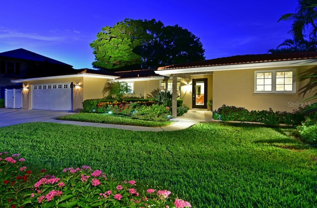 603 Baronet Ln., Holmes Beach, FL 34217