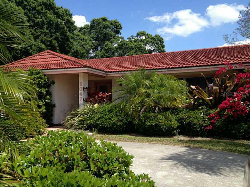 2047 Riviera Dr., Sarasota, FL 34232
