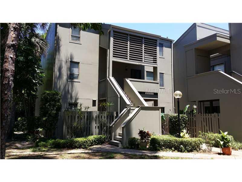 102 Woodland Pl., Osprey, FL 34229