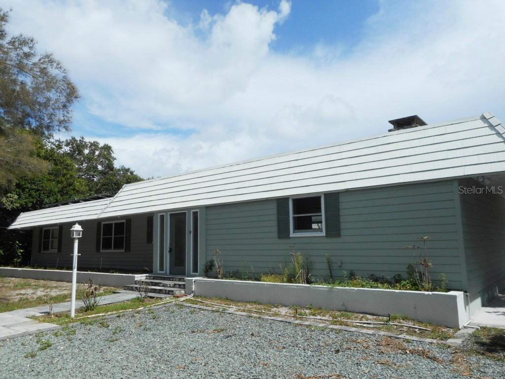 1251 N Basin Ln., Sarasota, FL 34242