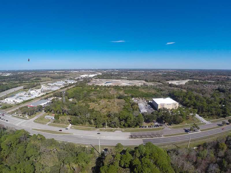 2083 University Pkwy., Sarasota, FL 34243