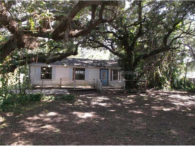 2308 30th Avenue Dr., Bradenton, FL 34208
