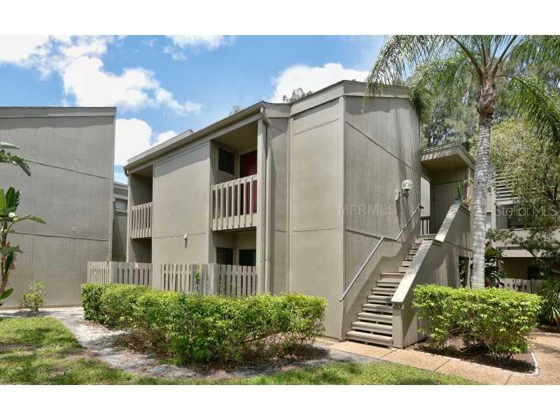 215 Woodland Dr., Osprey, FL 34229