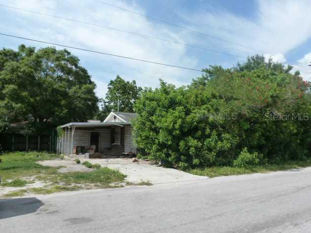 2820 8th Street Ct., Bradenton, FL 34205