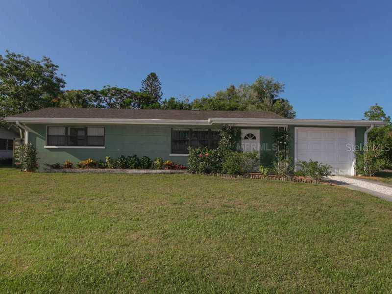 2440 Valencia Dr., Sarasota, FL 34239