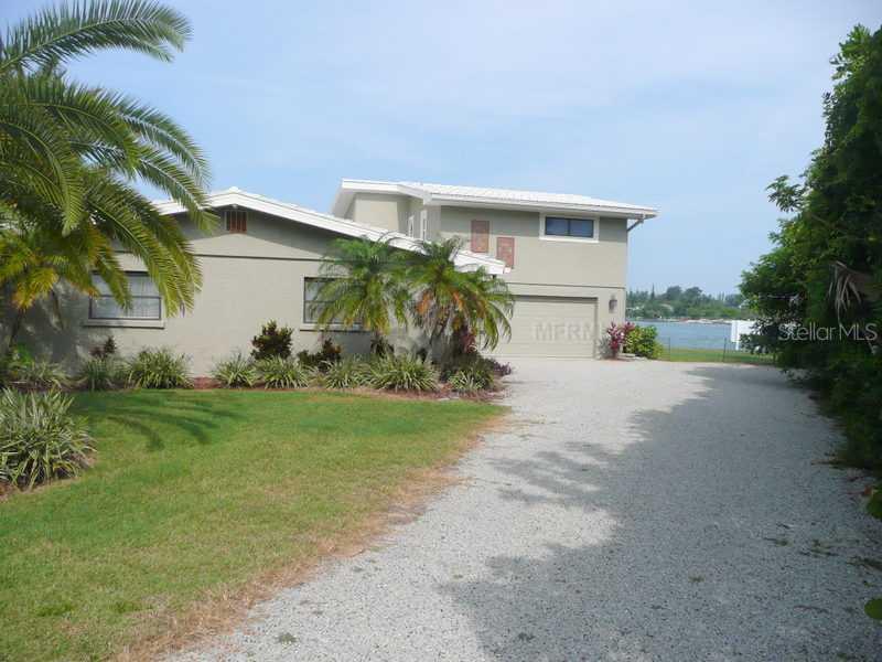 1310 Tangier Way, Sarasota, FL 34239