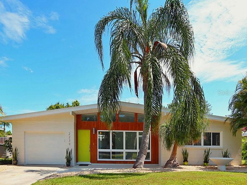 2239 Tulip St., Sarasota, FL 34239