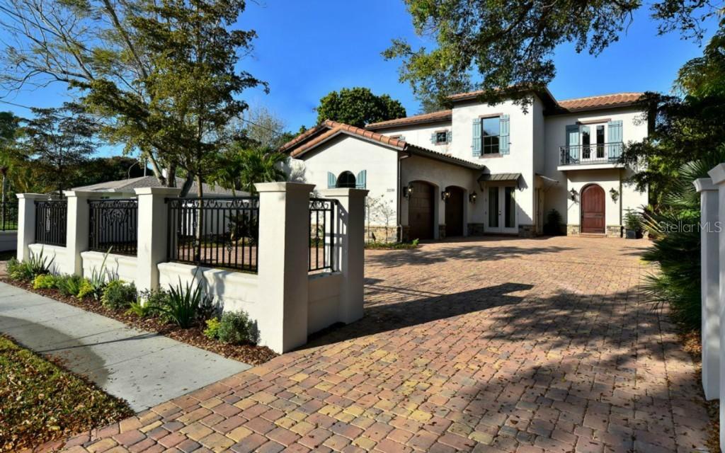 3218 S Osprey Ave., Sarasota, FL 34239