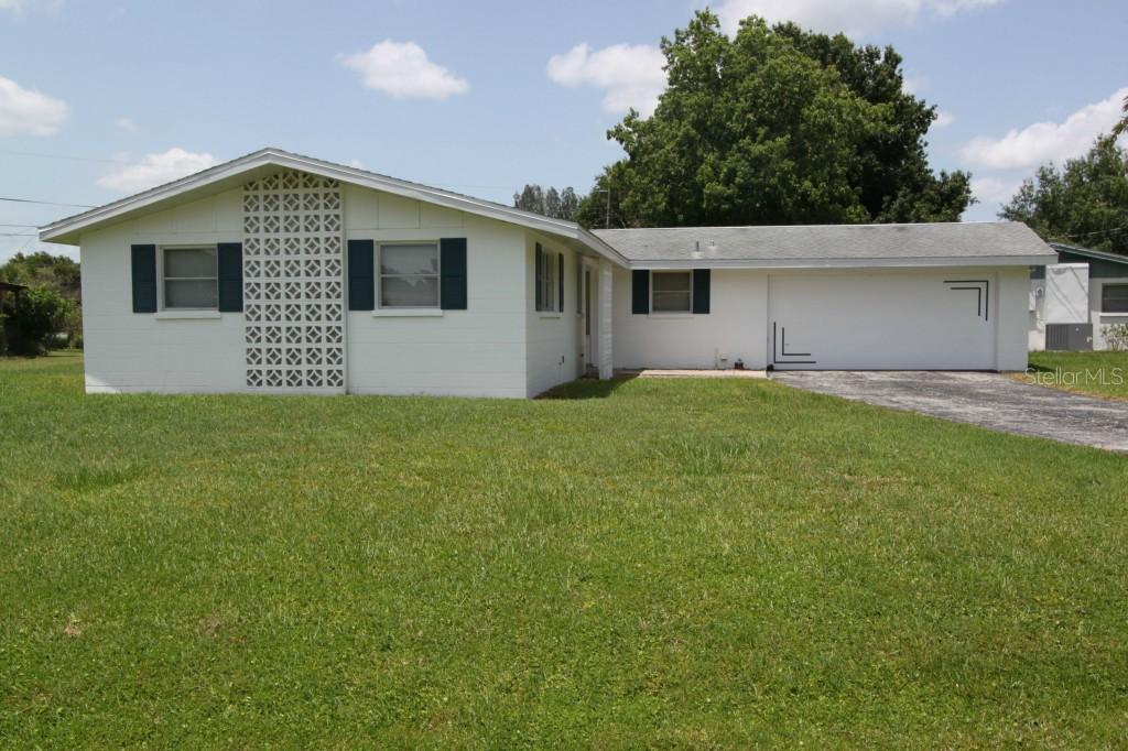 4445 Amanda Way, Sarasota, FL 34232