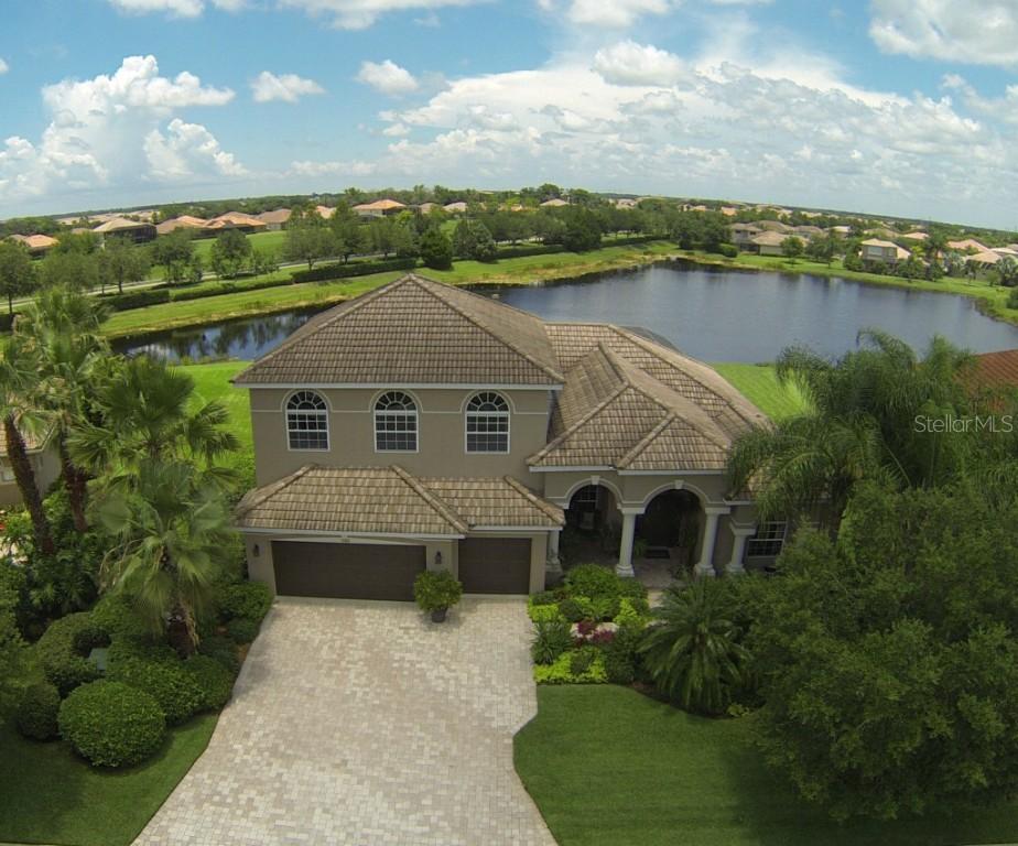 7680 Camden Harbour Dr., Bradenton, FL 34212