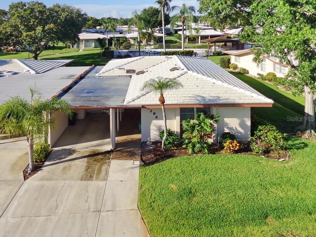 3286 Brunswick Ln. #704, Sarasota, FL 34239