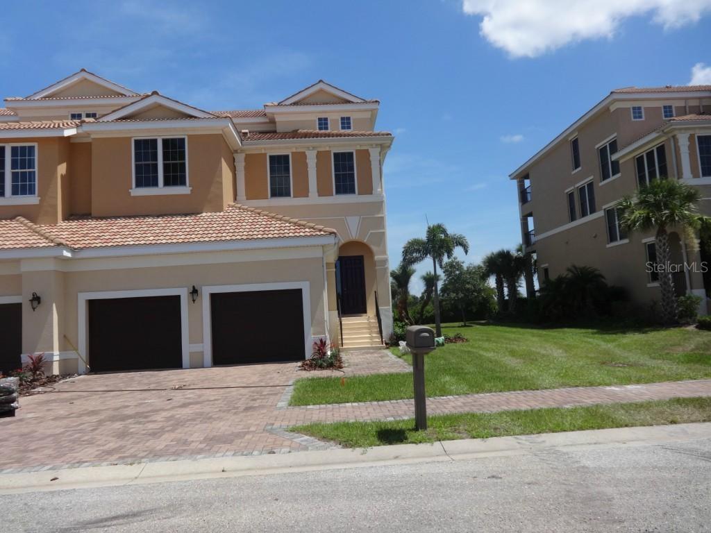 9203 43rd Ter., Bradenton, FL 34209