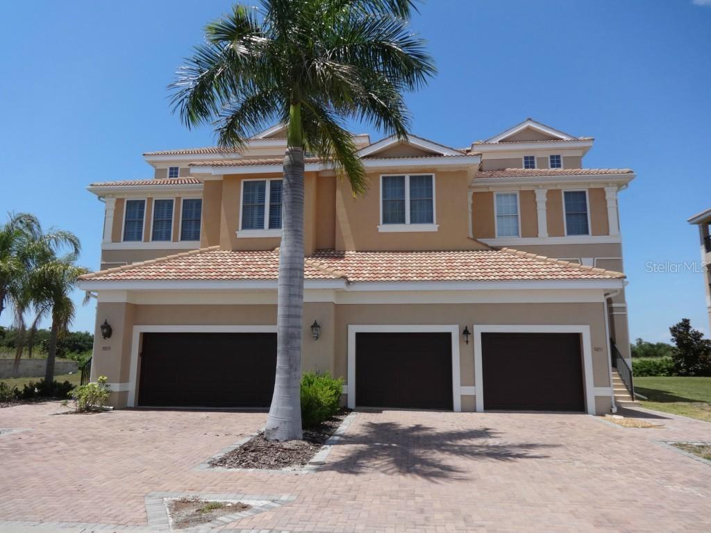 9207 43rd Ter., Bradenton, FL 34209