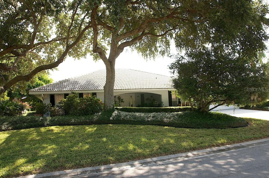 1439 Seafarer Dr., Osprey, FL 34229