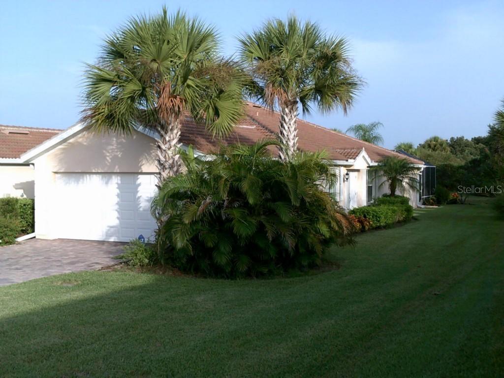 2157 Burgos Dr., Sarasota, FL 34238