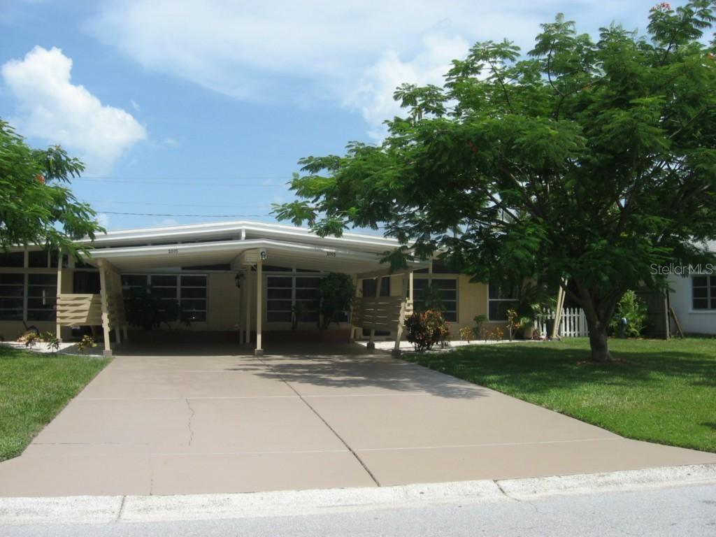 2003 Tetlow Pl. #2005, Sarasota, FL 34239