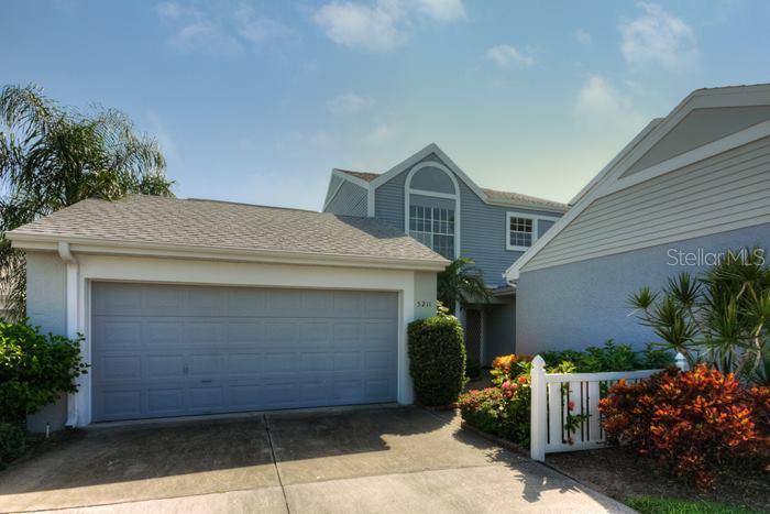 5211 36th St., Bradenton, FL 34210