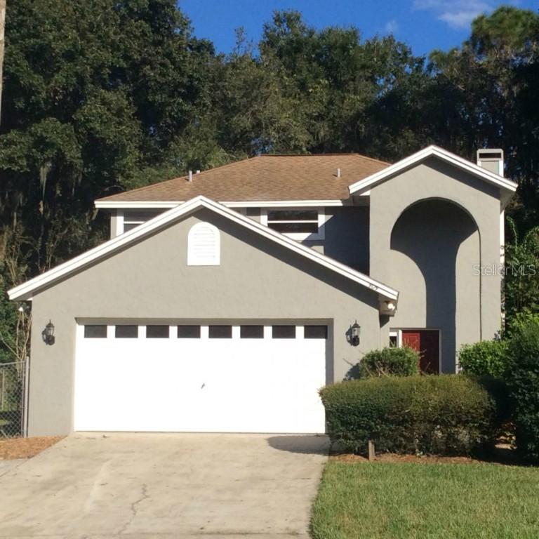 404 Sugar Creek Dr., Plant City, FL 33563