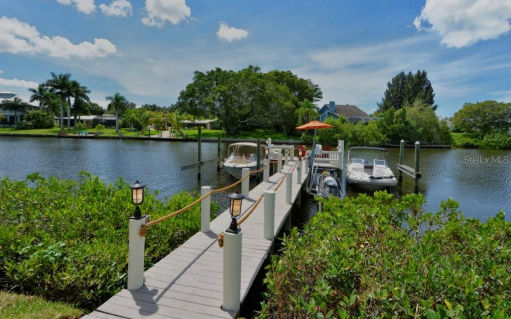 5508 Dinah Ln., Sarasota, FL 34231