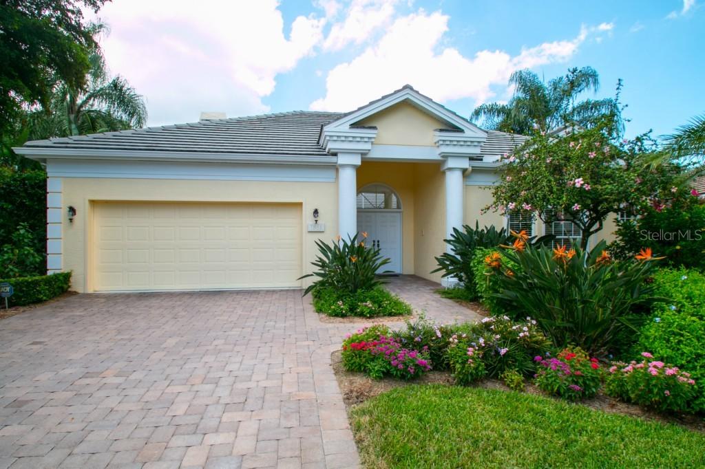 7881 Wilton Crescent Cir., University Park, FL 34201