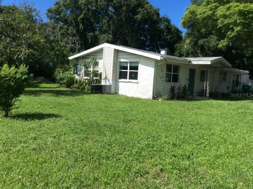 1300 Riverside Dr., Palmetto, FL 34221