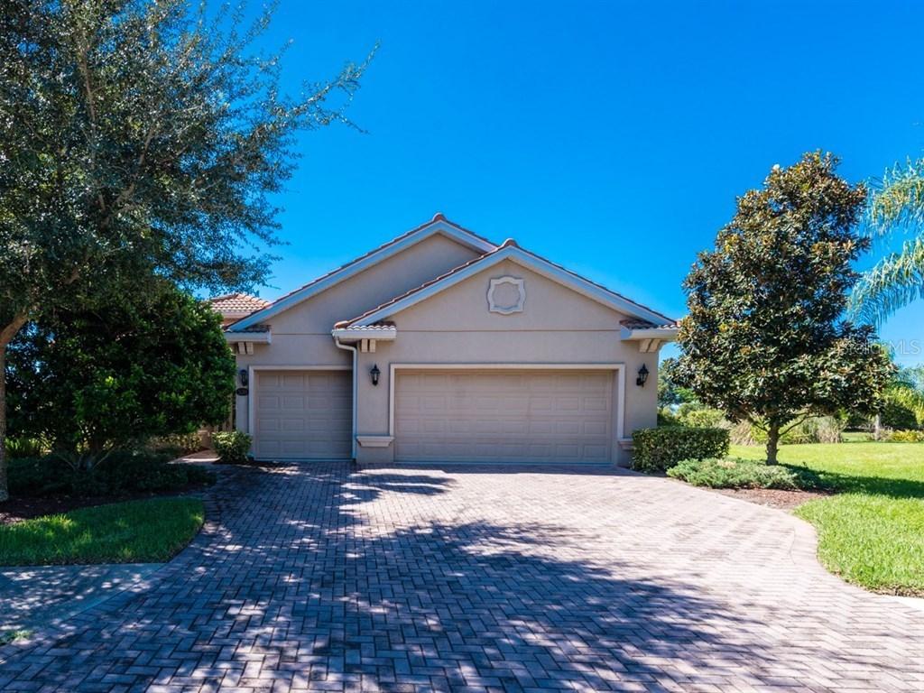 530 Grand Preserve Cove, Bradenton, FL 34212