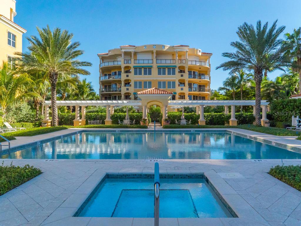 2141 Gulf Of Mexico Dr. #3, Longboat Key, FL 34228