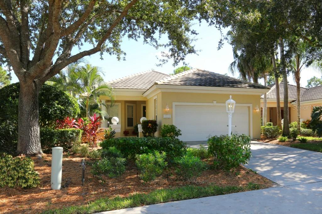 7207 Kensington Ct., University Park, FL 34201