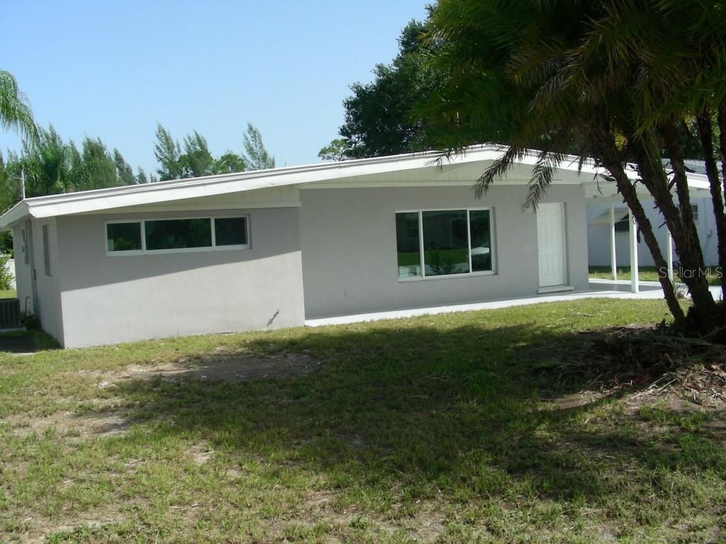 50 Crestview Dr., Englewood, FL 34223