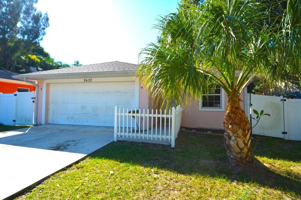 2622 19th St., Sarasota, FL 34234
