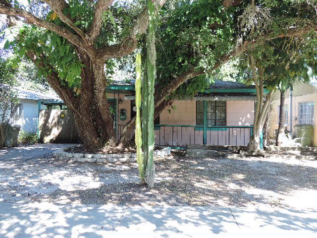 1709 4th St., Sarasota, FL 34236