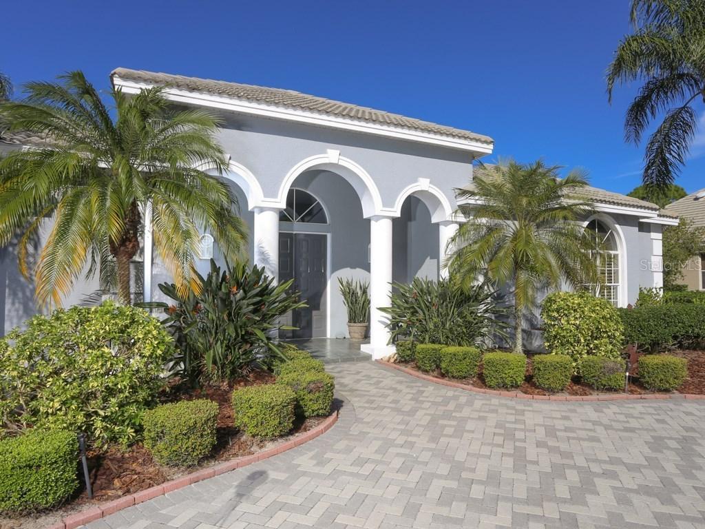 8226 Regents Ct., University Park, FL 34201