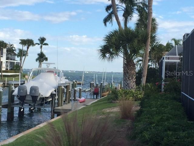 561 Chipping Ln., Longboat Key, FL 34228