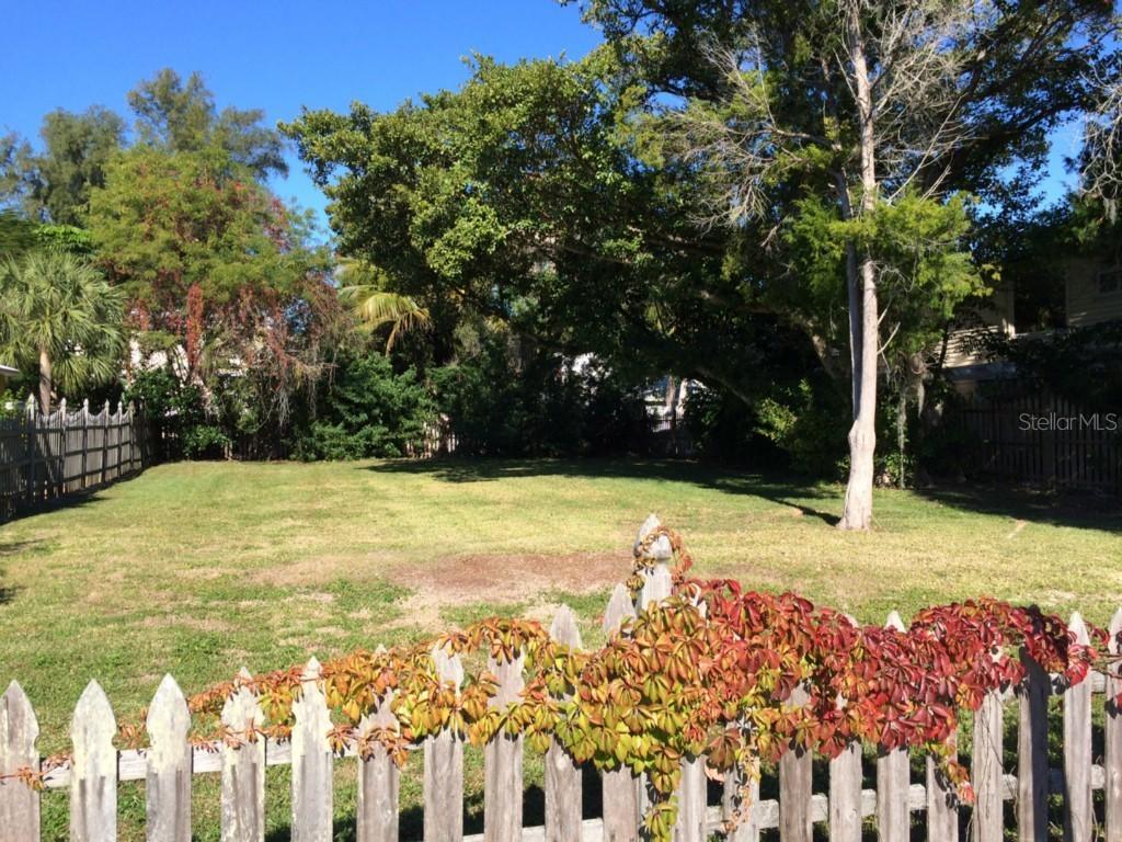 621 Hibiscus Way, Longboat Key, FL 34228
