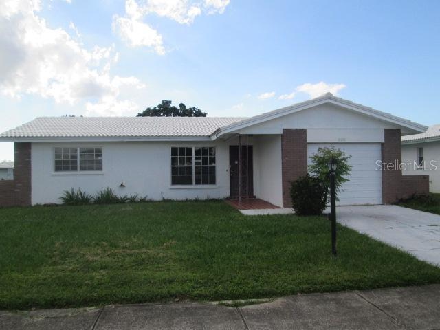 808 Buttonwood Dr., Bradenton, FL 34208