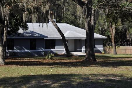 3208 Carousel Ln., Valrico, FL 33594